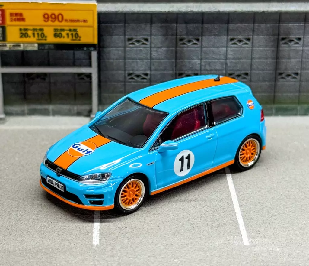 Not only Hot Wheels or who else make 1:64 cars